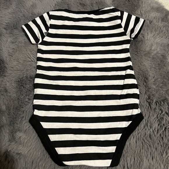 3 PUMA Baby Onesies Sz 6-9 Months NWOT - Picture 6 of 7